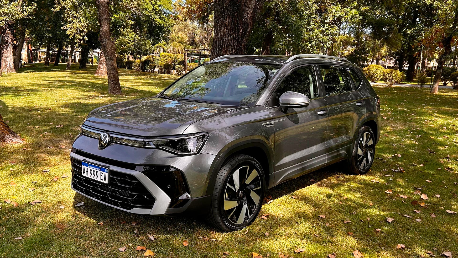 La Nueva Volkswagen Taos, un C-SUV importado de México, sustituye la producción argentina como parte del plan industrial de la marca de enfocarse en la Amarok 2027.