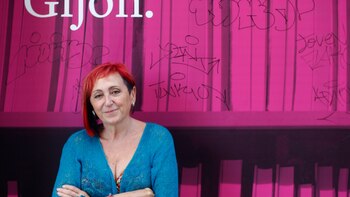 Elia Barceló vuelve al siglo