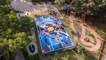 La intervención del muralista Martín