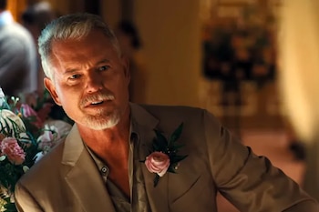 Tras los síntomas que presentaba Eric Dane por la ELA. su personaje fue modificado. (Captura de video)