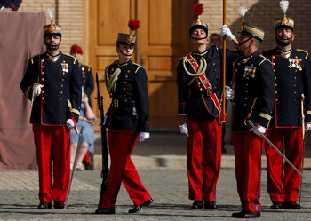 La princesa Leonor en la ceremonia de jura de bandera celebrada en la Academia Militar de Zaragoza. REUTERS/VINCENT WEST/POOL