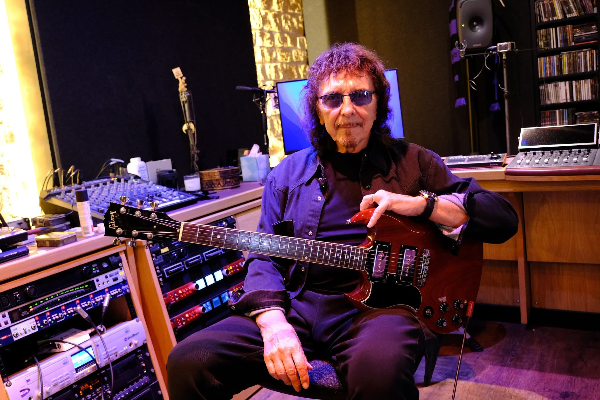 Un encuentro casual y la confianza mutua dieron origen a una de las colaboraciones más esperadas del próximo álbum de Iommi (Facebook Tony Iommi)
