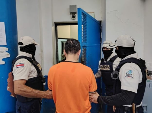 La pesquisa judicial indica que el detenido coordinaba la venta directa de cargamentos de droga hacia Estados Unidos y Europa./ (monumental.co.cr)