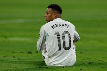 Kylian Mbappé durante el partido contra el Betis en el estadio de la Cartuja. (EFE/Julio Muñoz)
