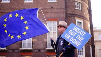 La cicatriz del Brexit obliga a Reino Unido a mirar a Europa diez años después