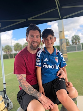 lionel messi ciro camiseta como