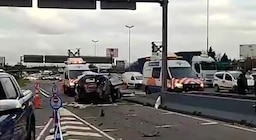 Trágico choque múltiple entre tres vehículos en Panamericana: una persona murió y otra resultó herida