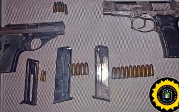 Luego de una violenta pelea en una escuela de Paraná, la Policía secuestró armas de fuego (Policía de Entre Ríos)