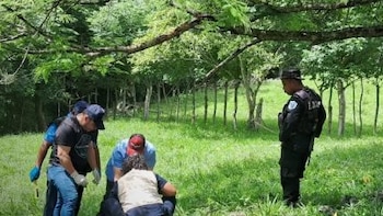 Doble homicidio en Nicaragua: Asesinan a un padre y su hijo por defender la finca que cuidaban
