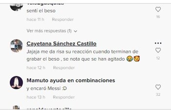 Usuarios reaccionan a beso de