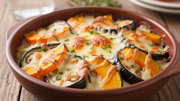 Pastel de berenjena y calabaza gratinado: una receta al horno sencilla y llena de sabor