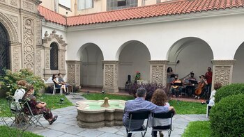 Ensayos solitarios, distancia social y