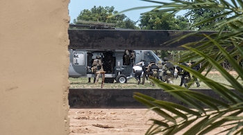 Las autoridades describieron al detenido como un líder relevante de la delincuencia organizada con presencia en la zona sur de Sinaloa. (Imagen ilustrativa | Infobae México)
