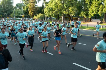 La carrera fue multitudinaria