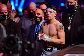 Brandon Moreno abandona el octágono