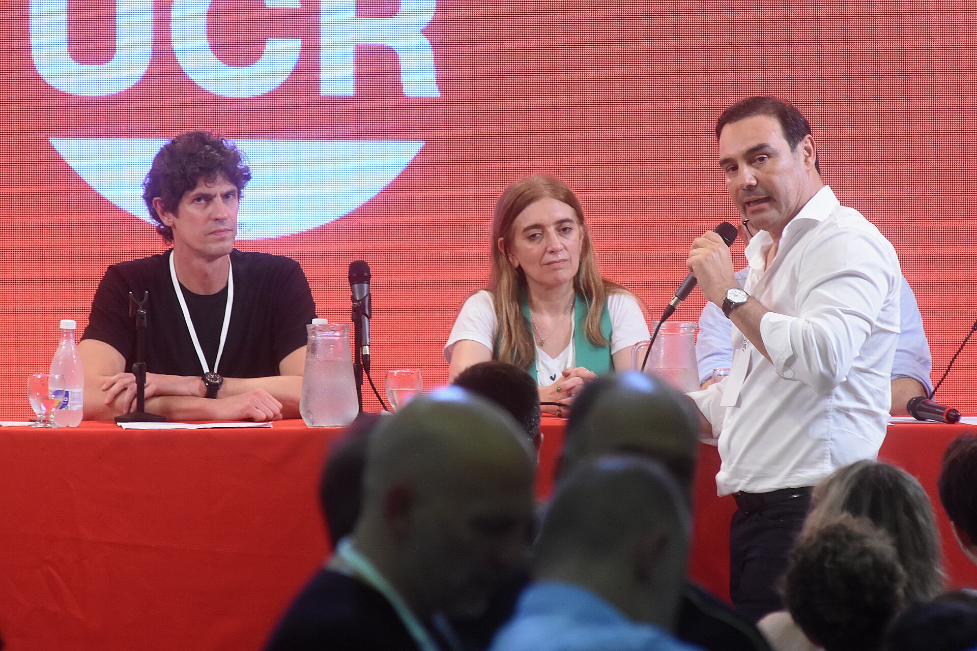 Martín Lousteau y Gustavo Valdés se enfrentaron en el 2023 por el Comité Nacional. Ganó el dirigente porteño con apoyo de Gerardo Morales (Foto: Nicolas Stulberg)