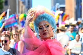 El Pride Month 2026 se desarrolla en Estados Unidos entre celebraciones del Orgullo y políticas federales y estatales que restringen derechos de la comunidad LGBTQ+ (REUTERS/Gaelen Morse)