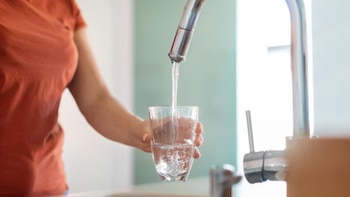 Un tribunal federal dictamina que el acceso al agua potable no está protegido como derecho constitucional