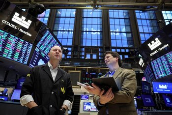 Cae Wall Street y lastra