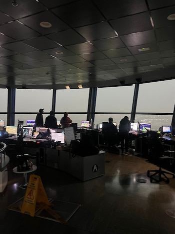 Más de 10 vuelos resultan