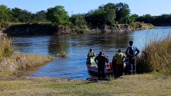 Cayó al río con un