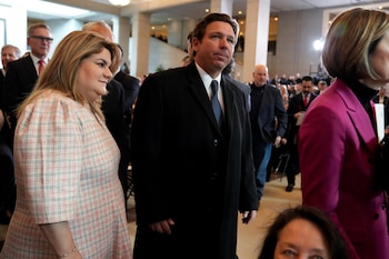 La Legislatura de Florida aprobó una enmienda impulsada por Ron DeSantis para votar en noviembre de 2026 una ampliación de la exención fiscal de vivienda habitual (Greg Nash/Pool via REUTERS)