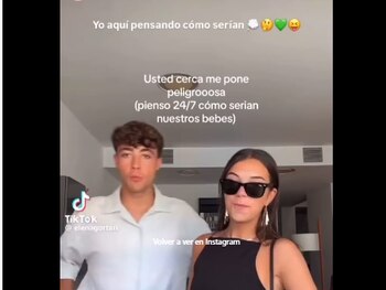 La historia en el Instagram de la artista colombiana abrió un gran número de especulaciones en redes - crédito @Karolg/Instagram