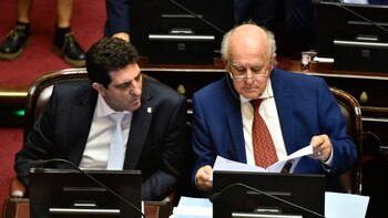 El senador Oscar Parrilli apuntó