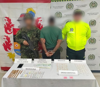 Ejército y autoridades detienen a alias Negro, señalado por microtráfico en Bajo Cauca - crédito @Ejercito_Div7/X