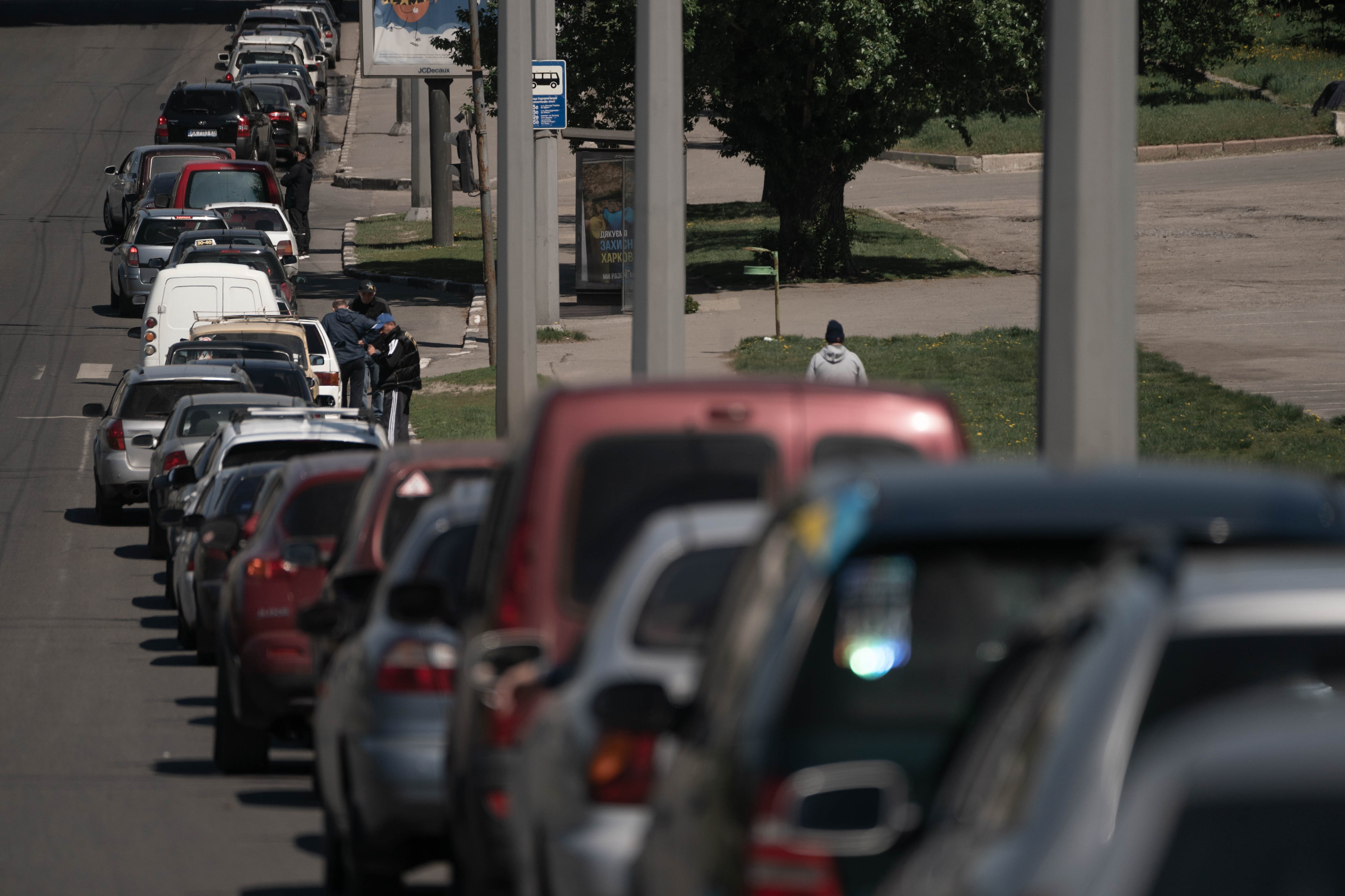 Las largas filas para cargar combustible se convirtieron en una postal diaria en Moscú y otras ciudades rusas (Foto: Franco Fafasuli)