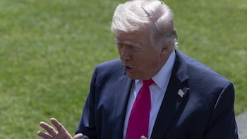 Trump plantea hacerse con el material nuclear iraní y advierte de vías "más hostiles" si fracasa la negociación