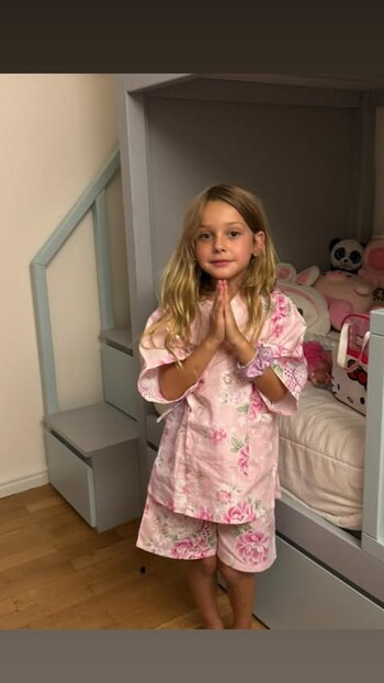 Magnolia con su vestimenta tradicional