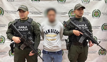 - crédito Policía Bogotá