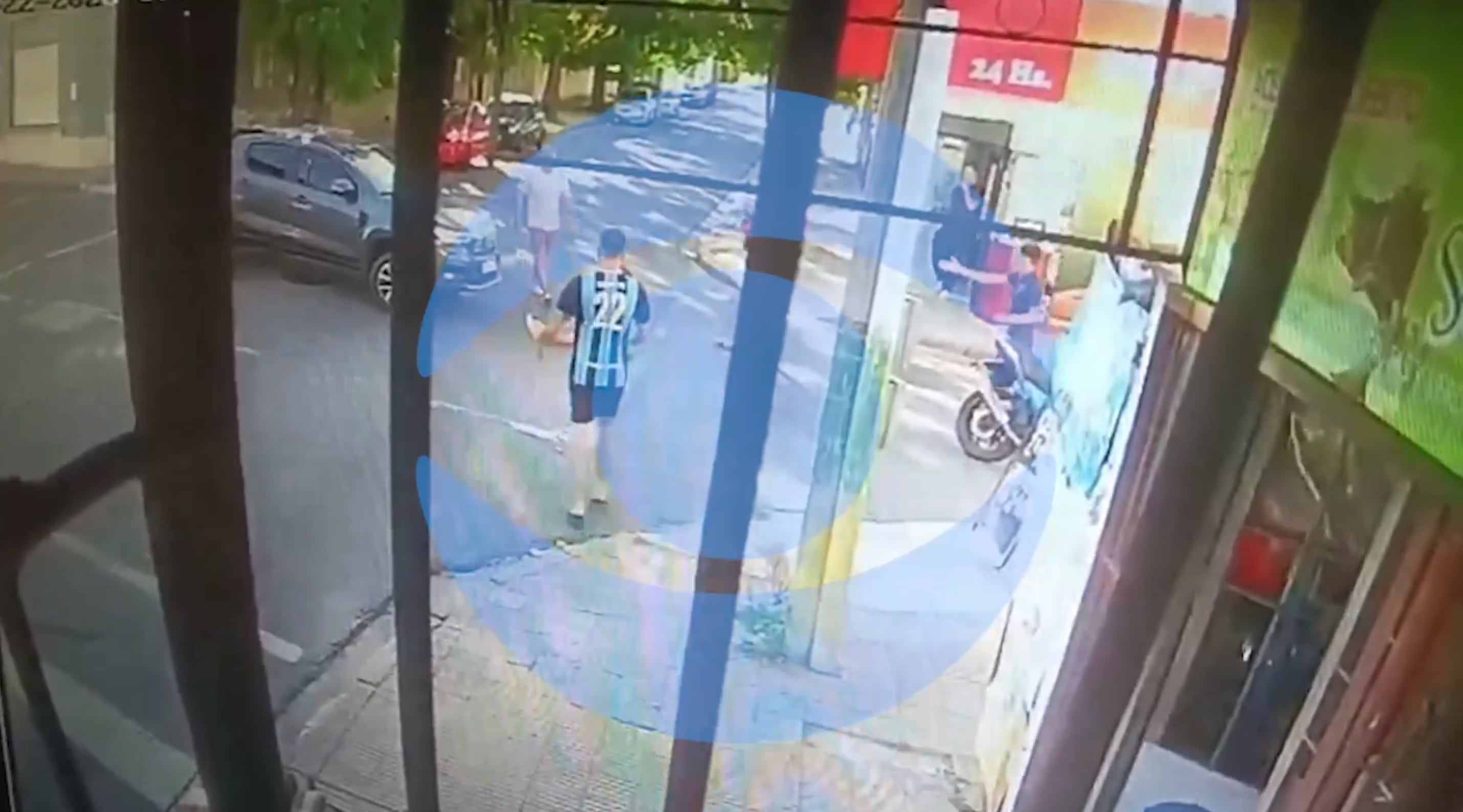 El accidente del ministro del Interior, Carlos Negro, en el Cerrito de la Victoria de Montevideo (Captura Subrayado/Canal 10)