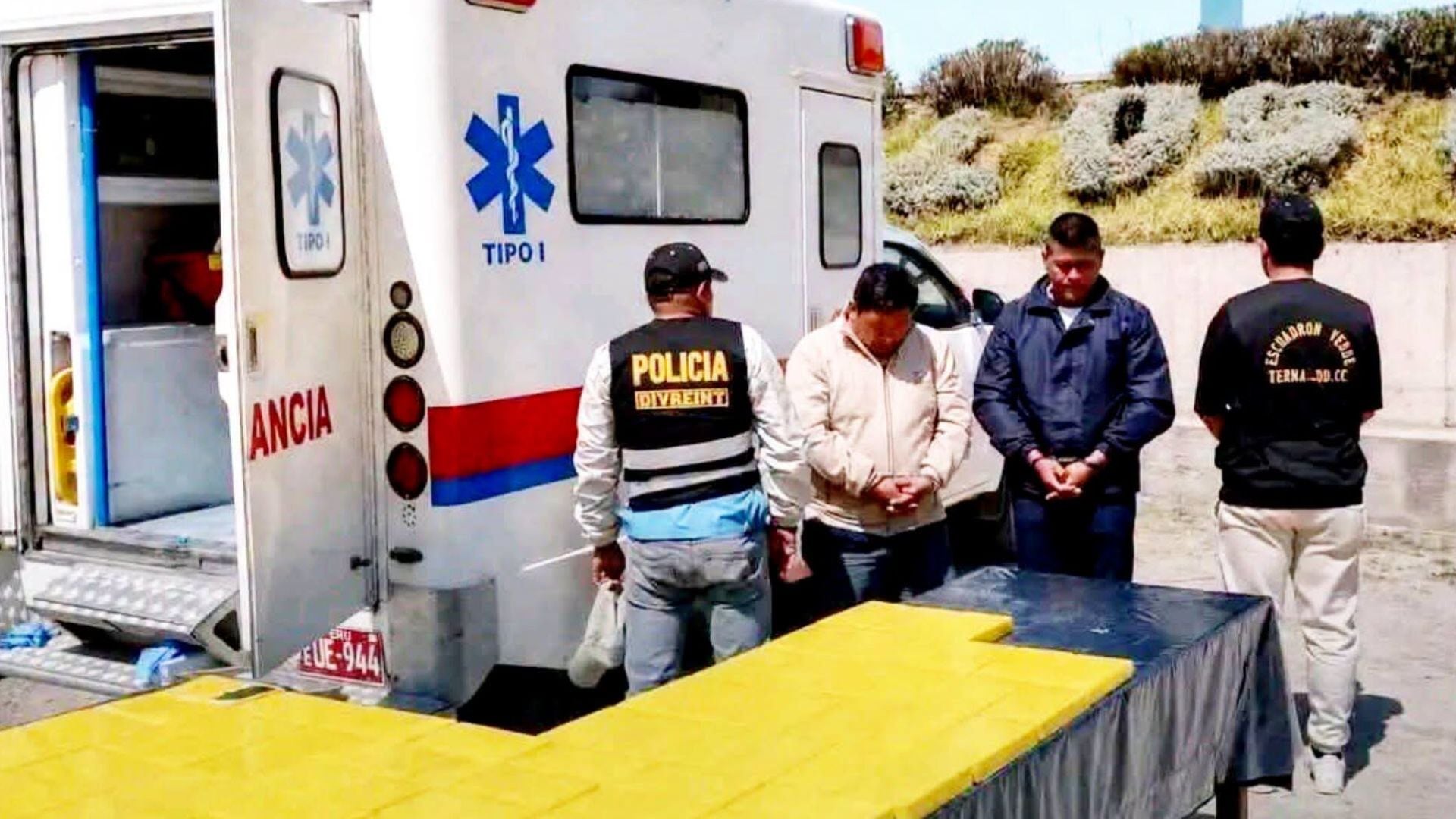 Ambulancia trasladaba más de 70 kilos de cocaína en el VRAEM: conductor y enfermero fueron detenidos