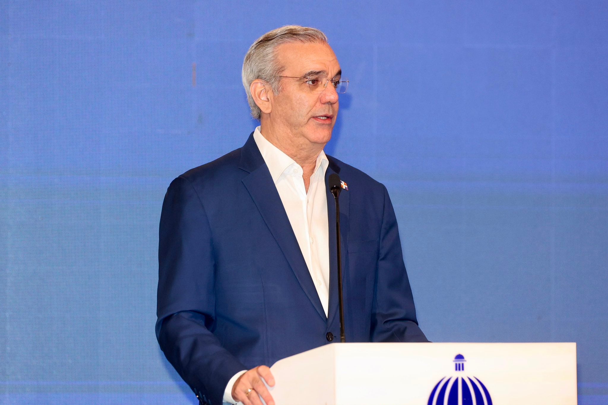 El presidente Luis Abinader inicia reorganización del Gobierno: