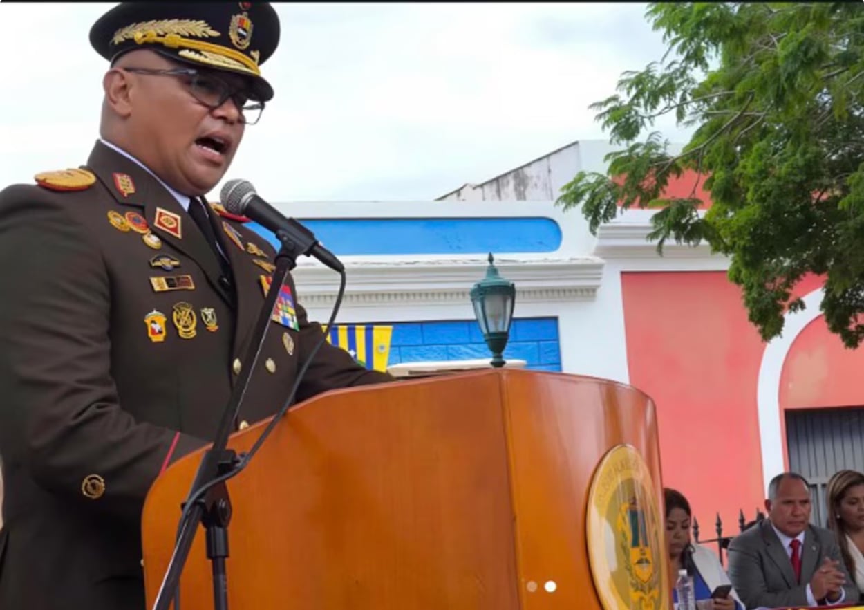 jefe de la Zona Operativa de Defensa Integral (ZODI) Táchira, general Carlos Augusto Bastidas Bastidas