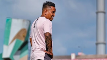 Christian Cueva ya entrena con normalidad en Sport Boys.