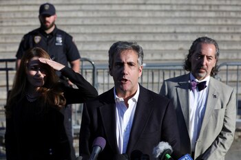 Michael Cohen habla con la