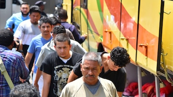 Un migrante guatemalteco denuncia falta