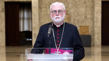 El responsable de Exteriores del Vaticano pide Rusia el fin de la guerra y reclama "negociaciones auténticas"