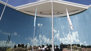 La derogación del impuesto a herencias en Guatemala causa la supresión de un departamento en la Contraloría
