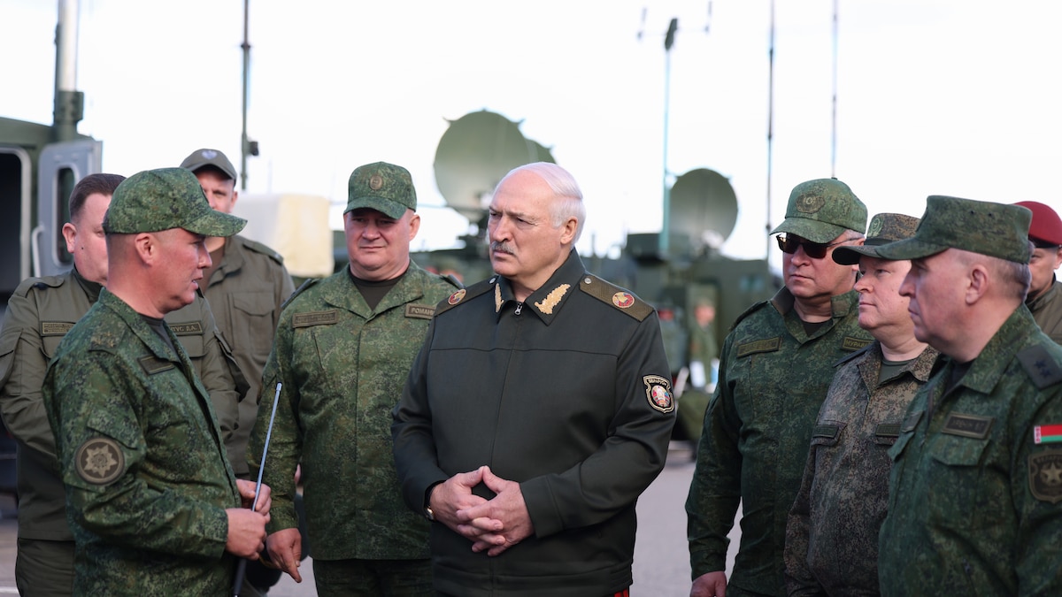 En medio de las tensiones entre Rusia y Europa, Bielorrusia realizó maniobras militares cerca de la frontera con la UE