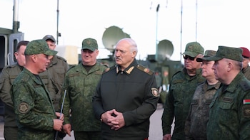 En medio de las tensiones entre Rusia y Europa, Bielorrusia realizó maniobras militares cerca de la frontera con la UE