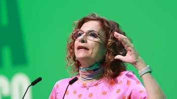 Montero asegura que "nunca había visto a la derecha tan preocupada" y afea su estrategia de "deshumanización"