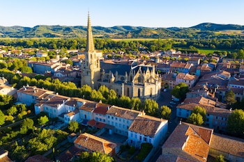 Mirepoix, en Francia (Shutterstock).