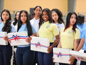 El Gobierno ordenó un estudio sobre los egresados de secundaria en Montecristi para definir la oferta educativa que necesita la provincia. (Cortesía: Gobierno de República Dominicana)