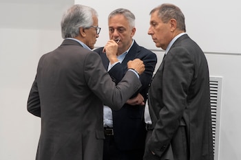 El ministro de Trabajo, Juan Castillo, el director de la OPP, Rodrigo Arim, y el ministro de Economía, Gabriel Oddone (Presidencia)