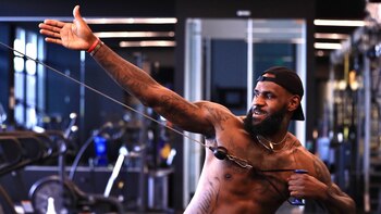 El basquetbolista invierte una fortuna