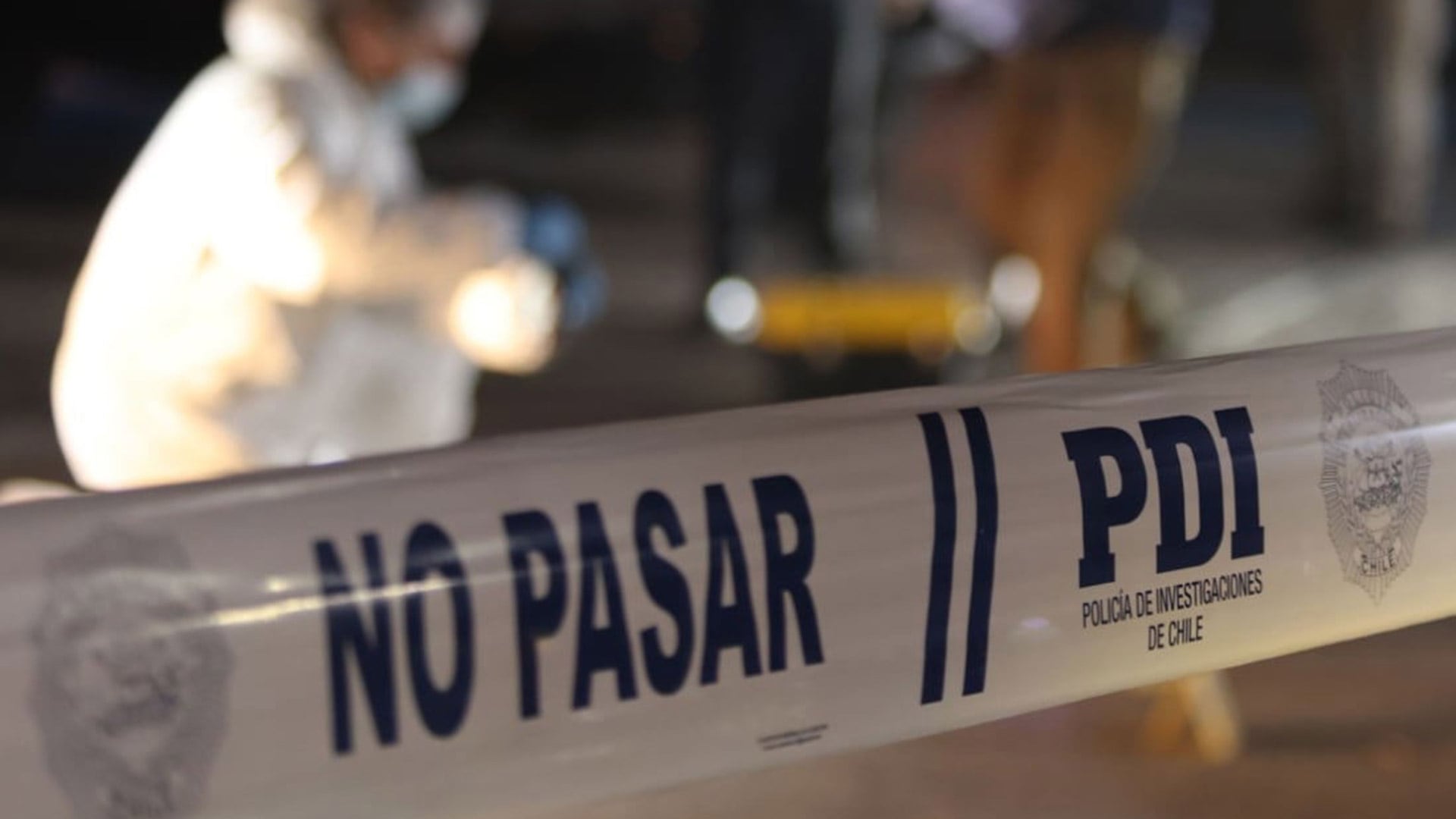 Al menos 14 disparos fueron percutados desde un automóvil.